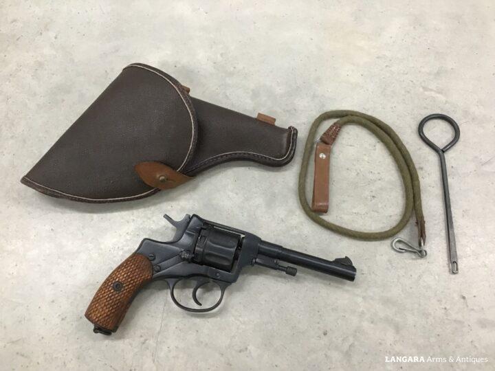 WW2 Russian 1895 Nagant Revolver